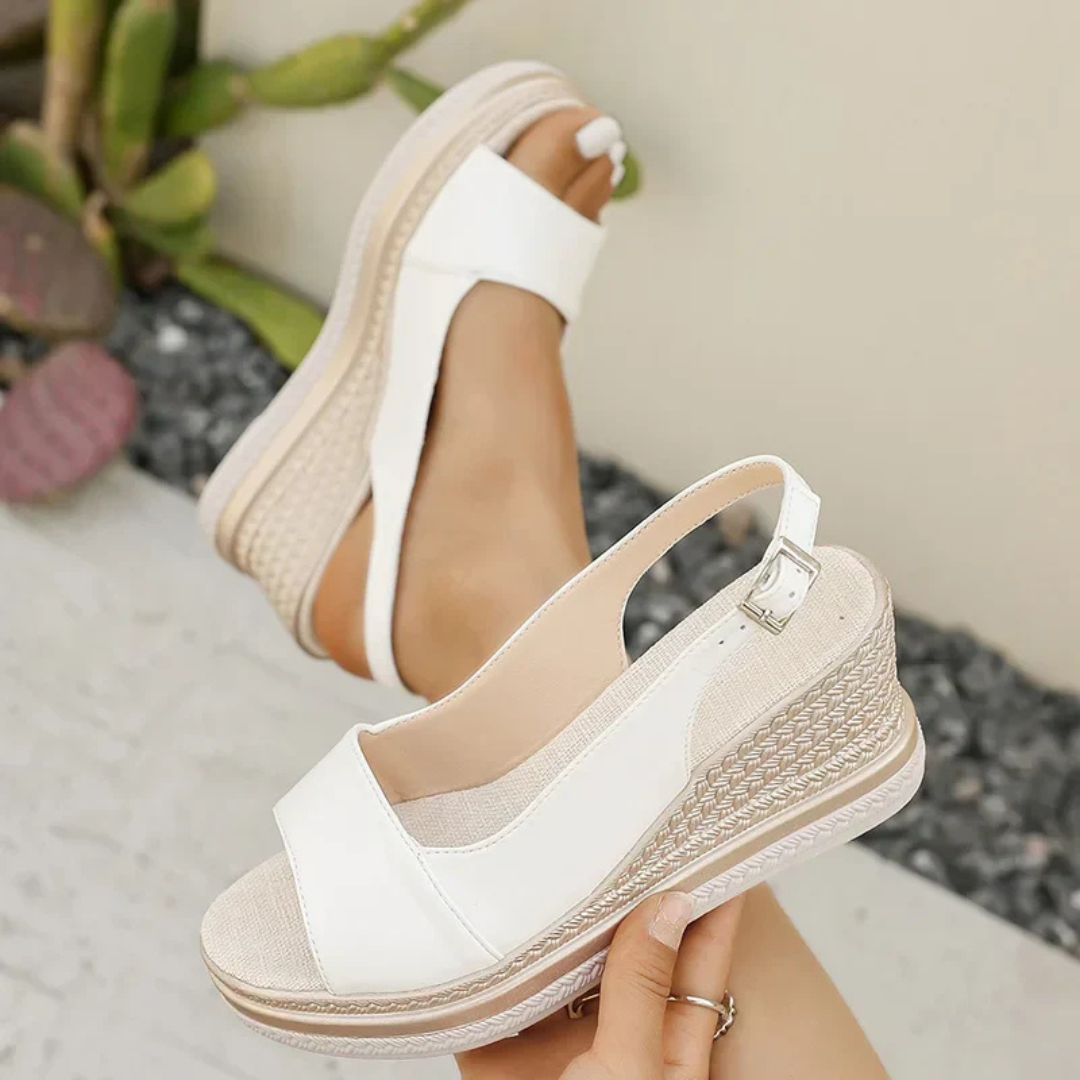 Aoife - Chic Orthopedic Sandal with All-Day Comfort and Support