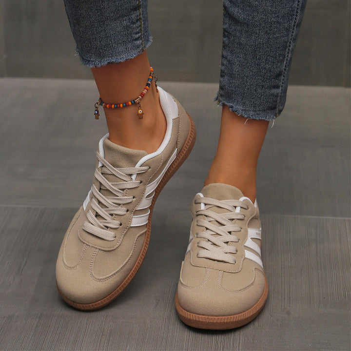 Delara | Orthopaedic Trainers