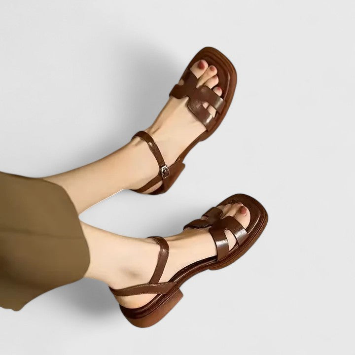 Marlowe – Elegant Flat Sandals for Everyday Sophistication